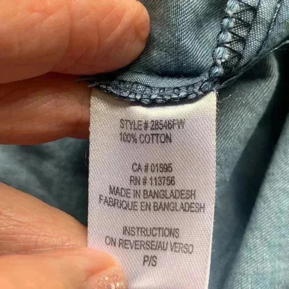 Magazine off the shoulder, medium weight denim top - Picture 4 of 5